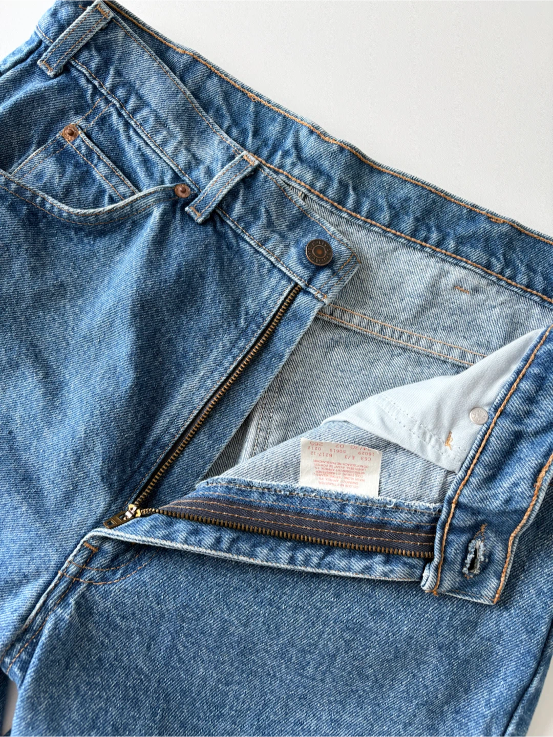 Vintage Levi’s Orange Tab jeans - photo 4