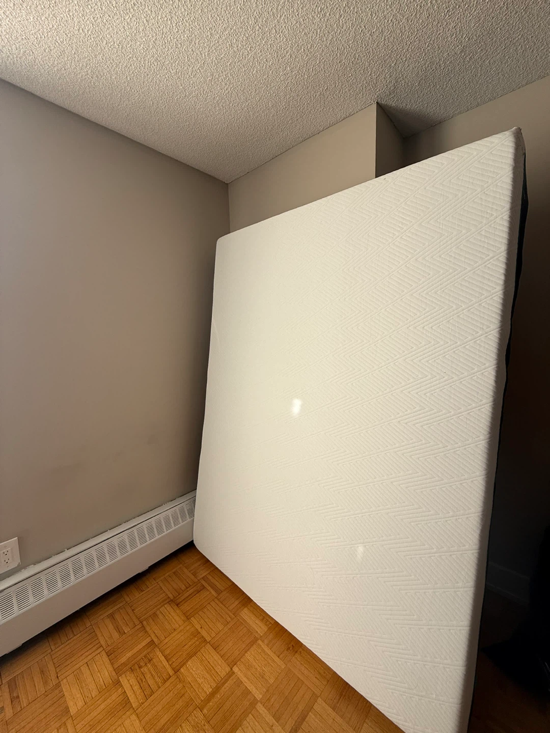 Queen Size Mattress - photo 3