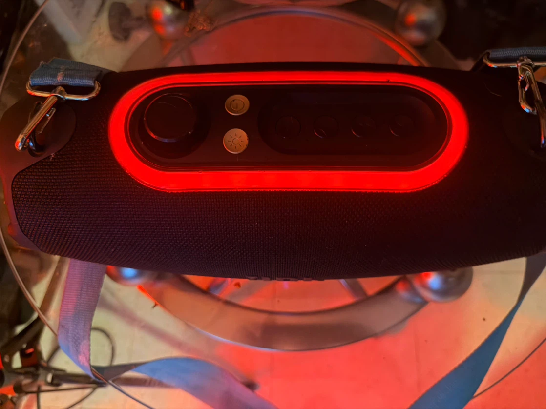 JBL Xtreme 6 Bluetooth Speaker - photo 2