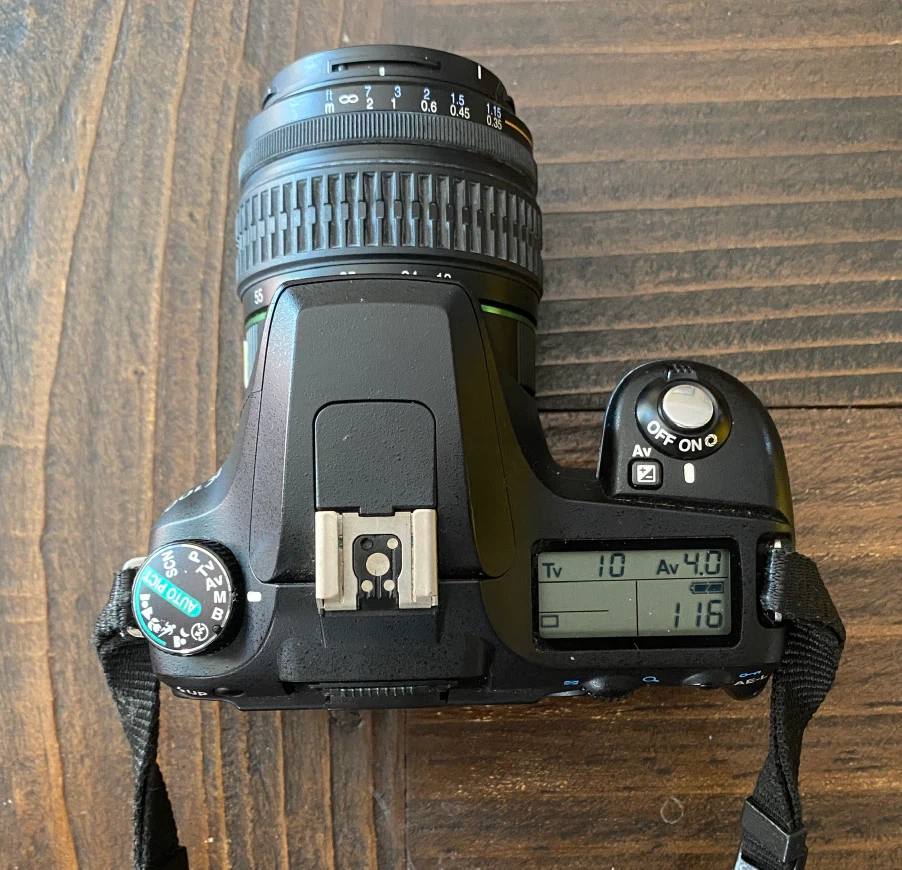 Pentax K100D DSLR Camera - photo 3
