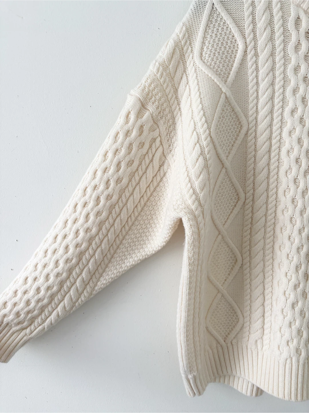Aritzia Heritage Knit 100% Merino Wool Crew Sweater - photo 4