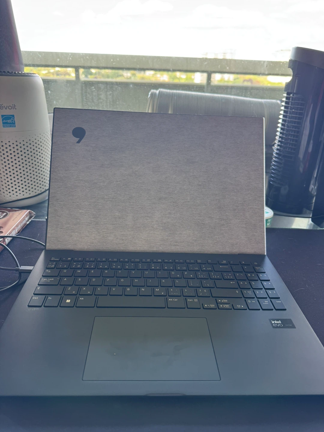 LG gram 16 Laptop - Intel Core Ultra 7, 32GB RAM - photo 3
