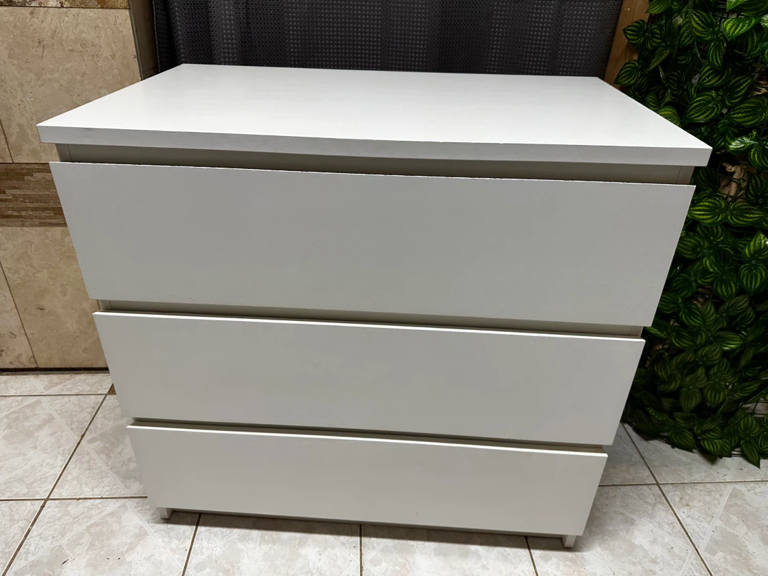 White 3-Drawer Dresser