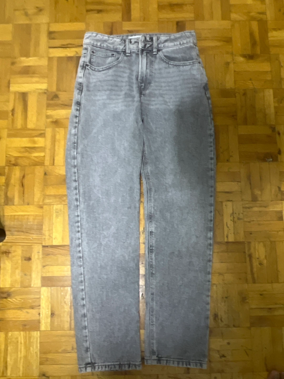 Grey demin jeans
