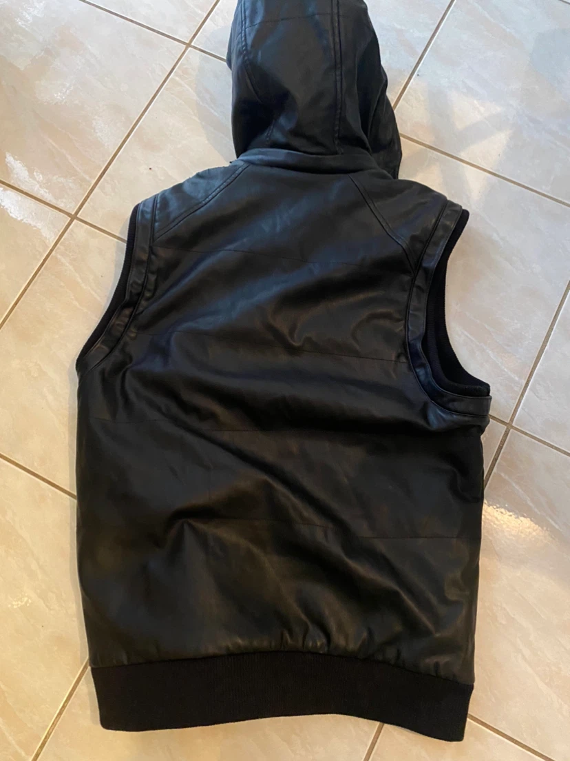 GUESS Black Faux Leather Hooded Vest - photo 2