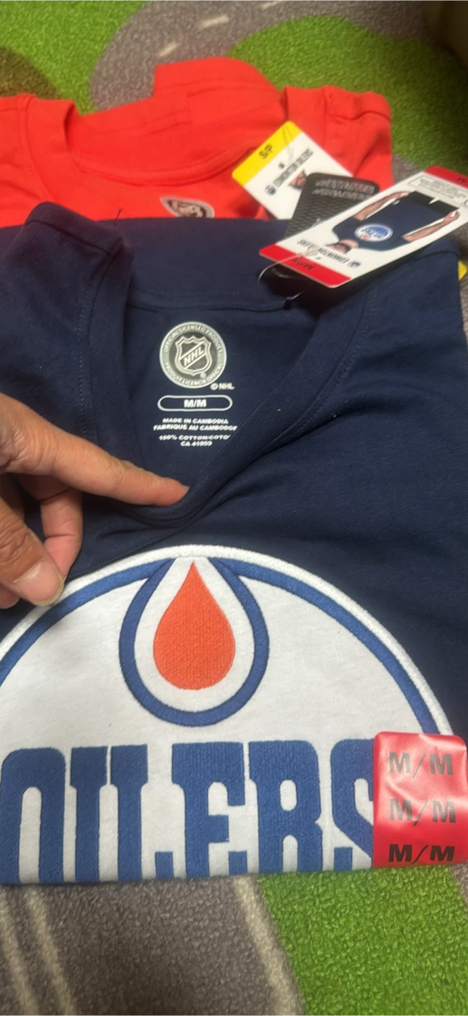 Edmonton Oilers T-Shirts - photo 4