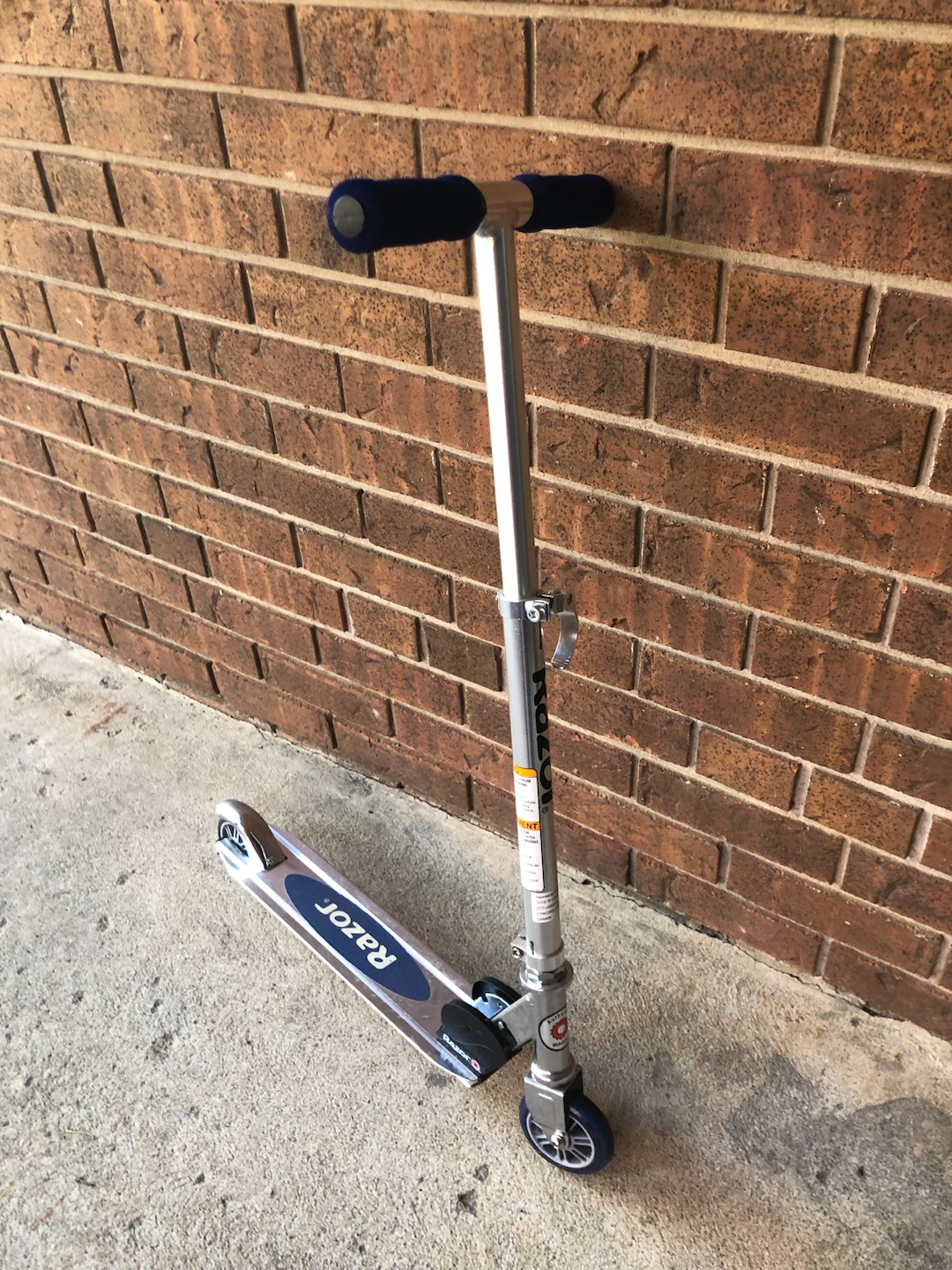 Razor Kick Scooter - Silver and Blue
