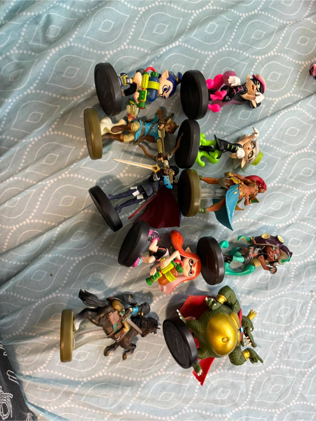 Collection of 10 Nintendo Amiibo Figures - photo 3