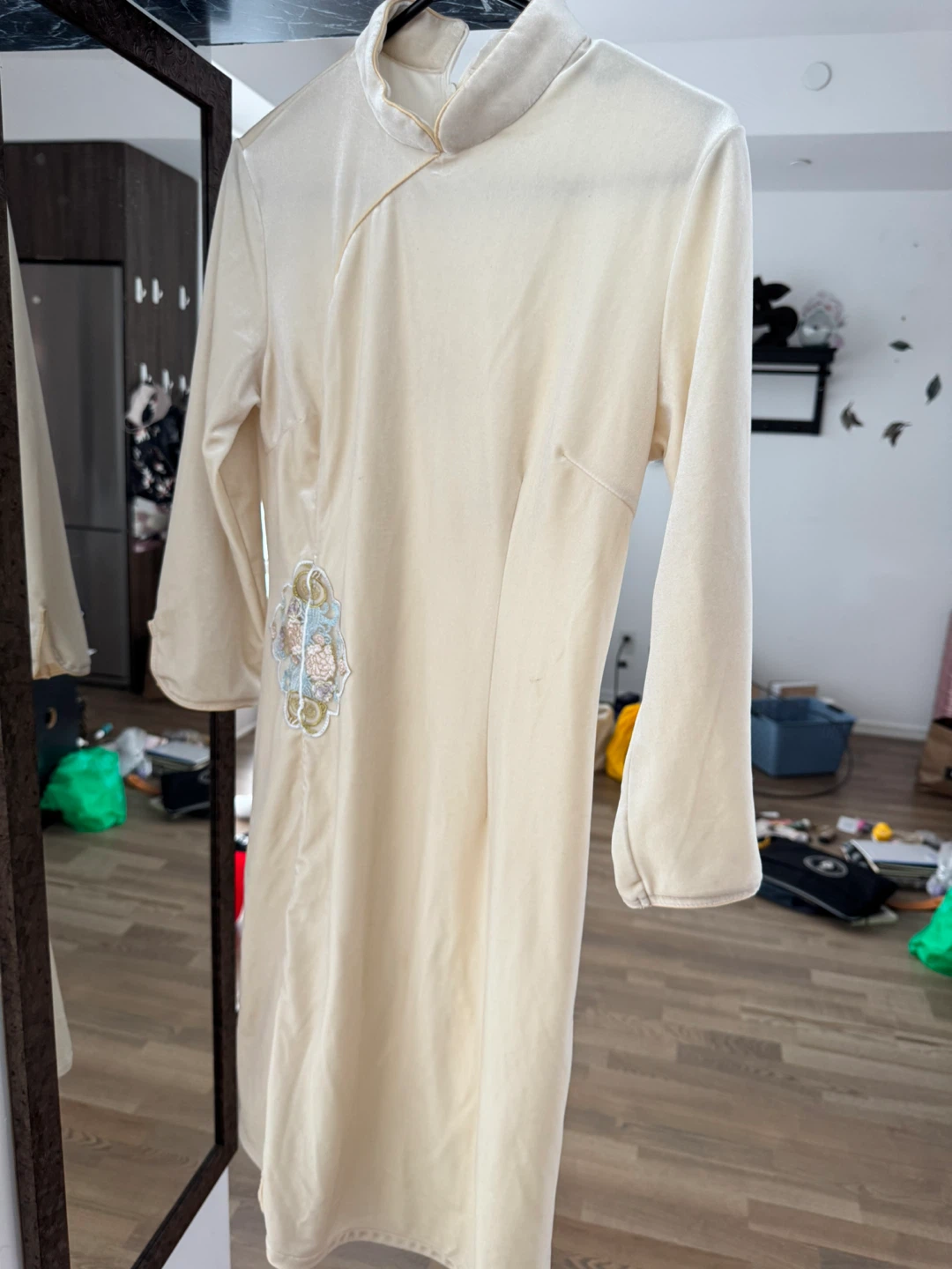 Cream Qipao Dress with Embroidery