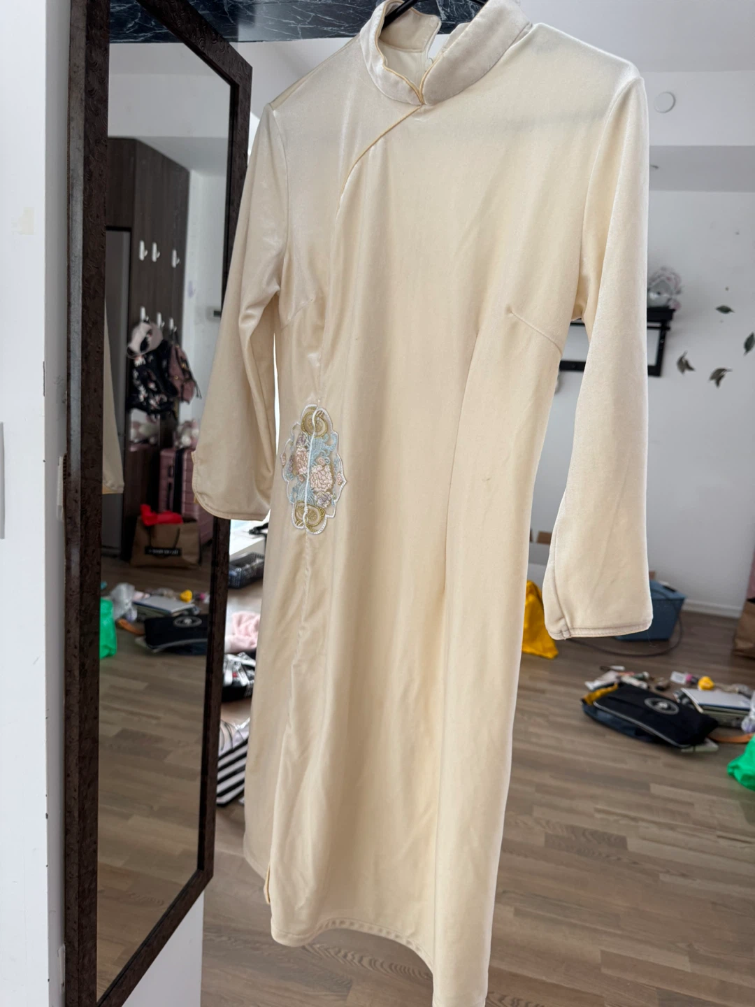 Cream Qipao Dress with Embroidery - photo 5