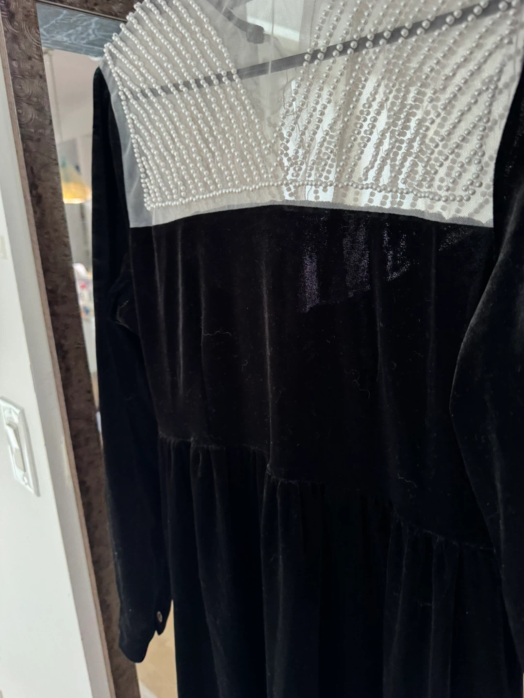 Black Velvet Dress with Pearl Detail - photo 5