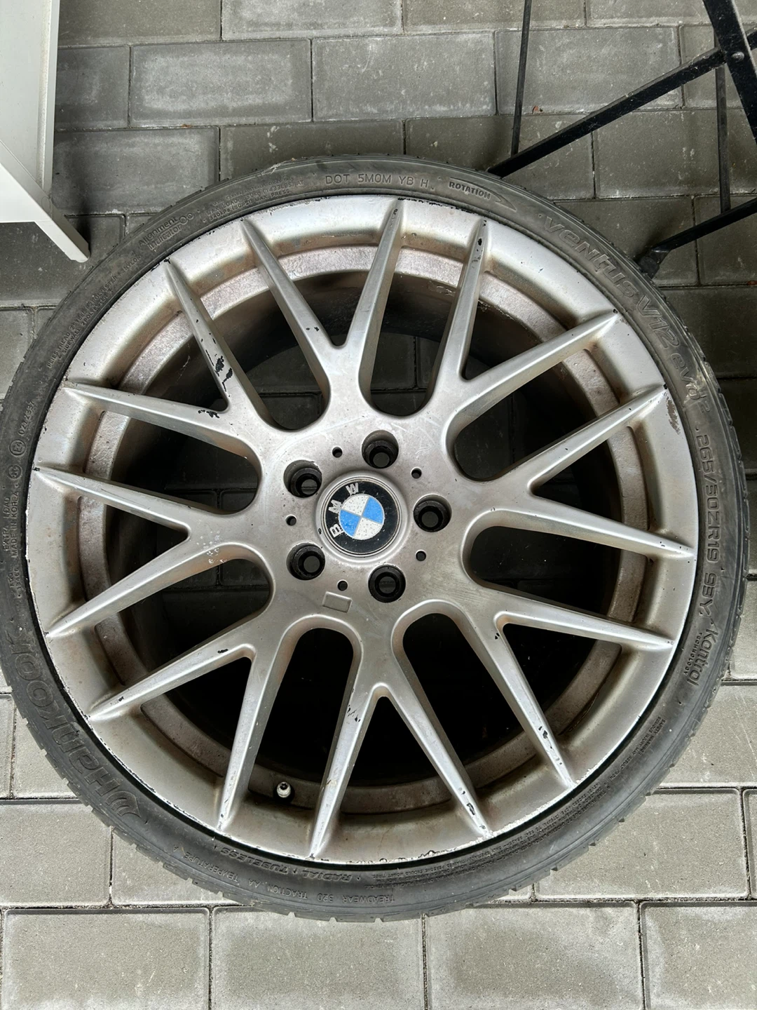 Set of 4 BMW Alloy Wheels (235 R19 x2 265 R19 x2)