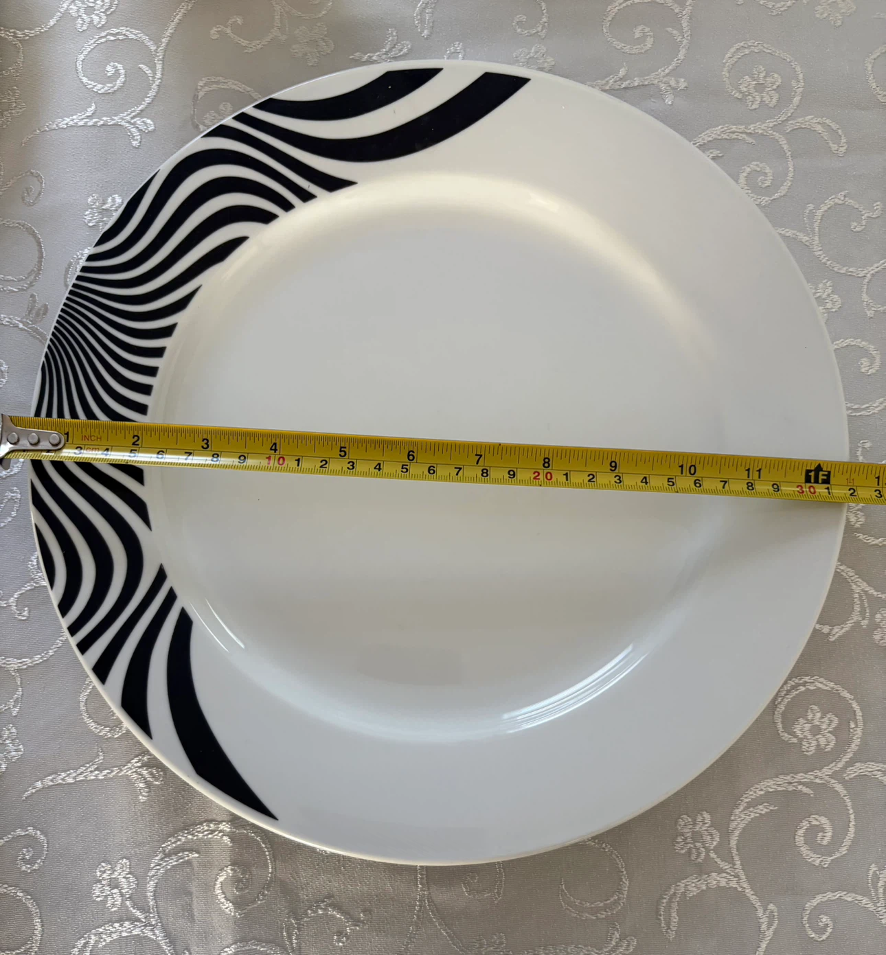 Porcelain Dinnerware Set and utensils. 6 Person - photo 5