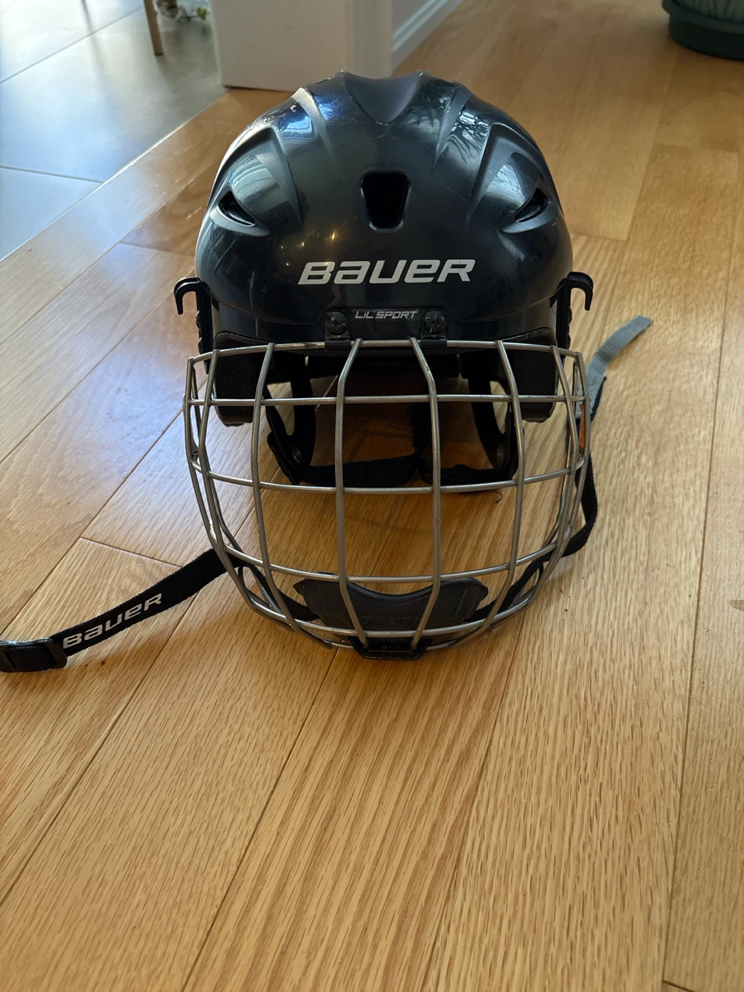 Bauer Lil' Sport Youth Hockey Helmet