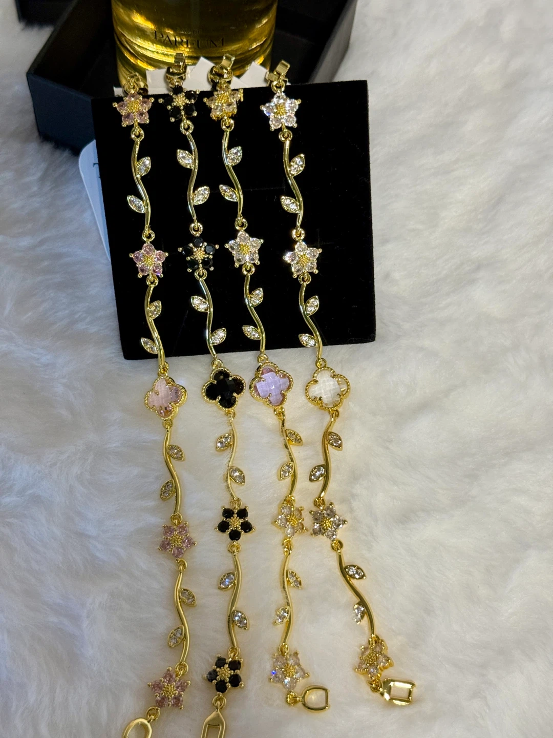 Set of 4 Gold-Tone Floral Link Bracelets