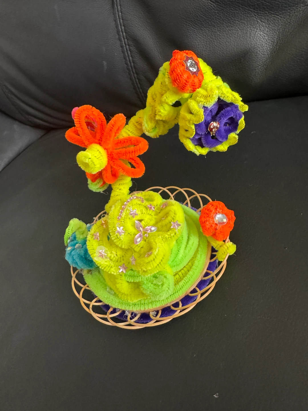 Handmade Pipe Cleaner Flower Arrangement - photo 2