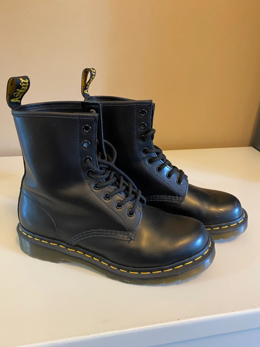 Dr. Martens 1460 W Black Boots