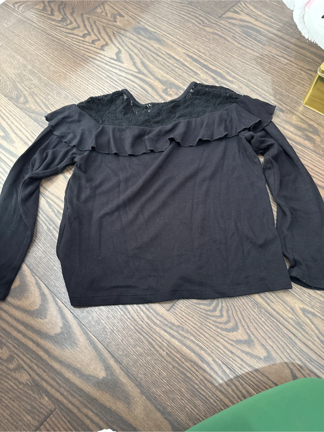 Black long-sleeved shirt with lace detail - photo 2