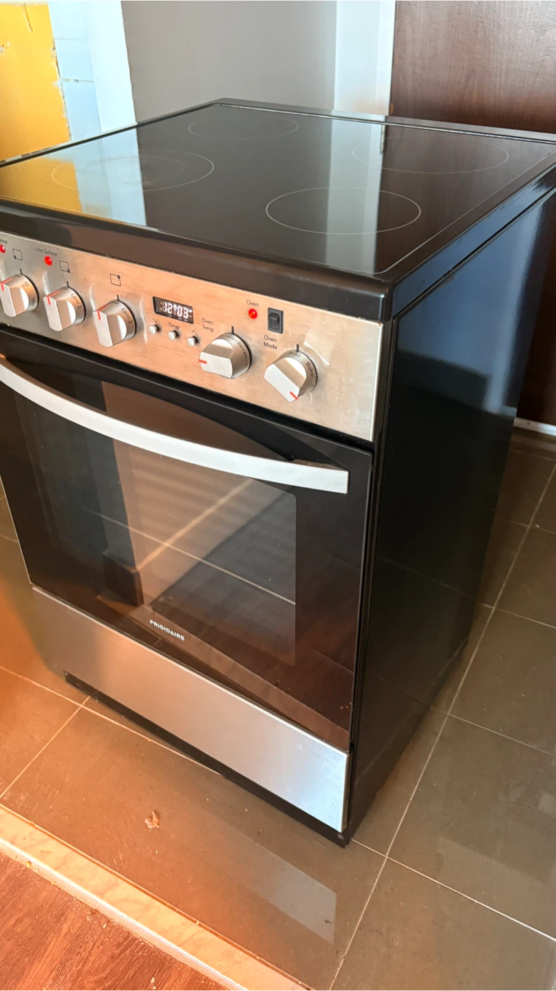 Frigidaire Electric Range
