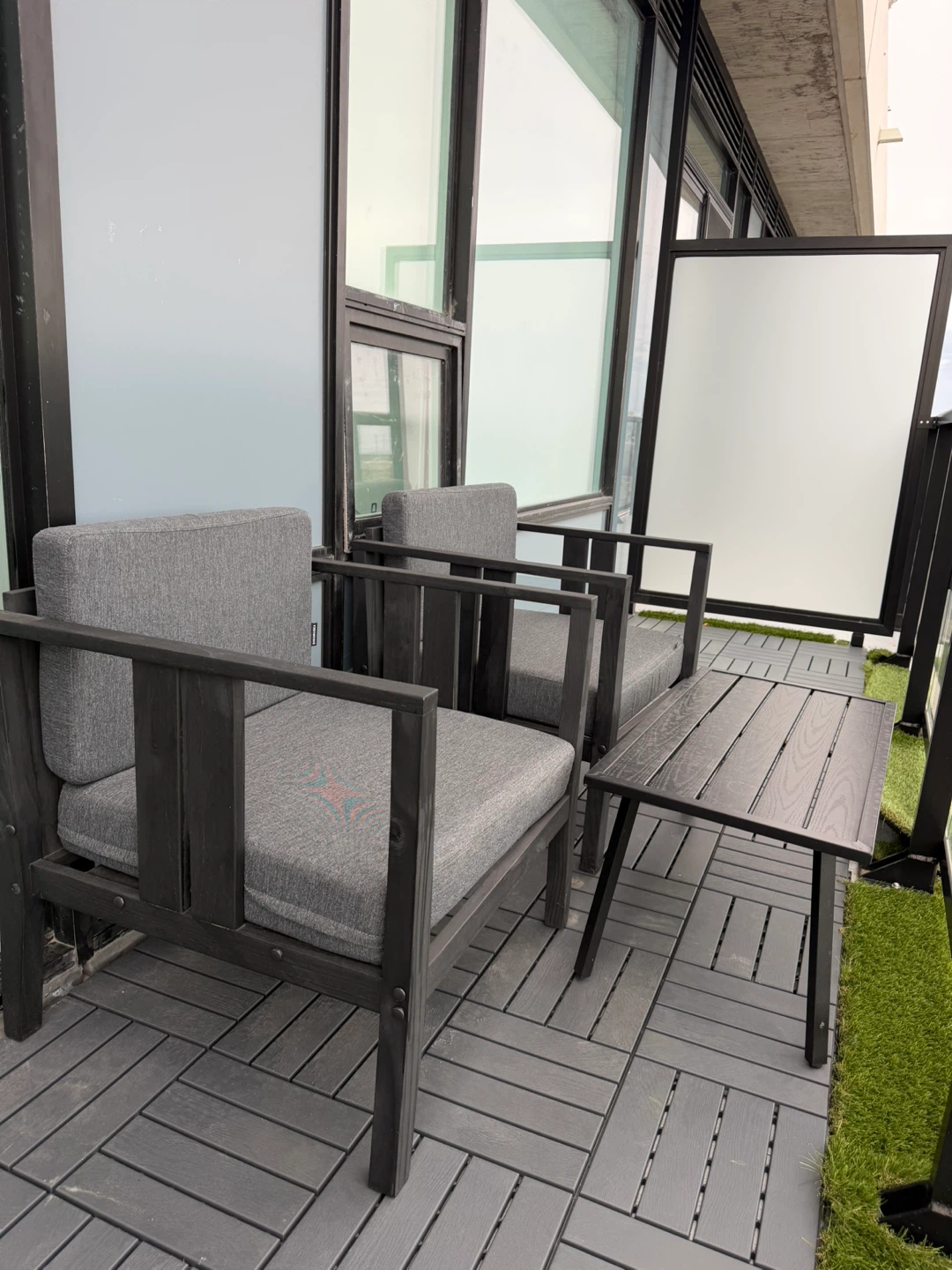 Outdoor Patio Table – $150 - photo 2