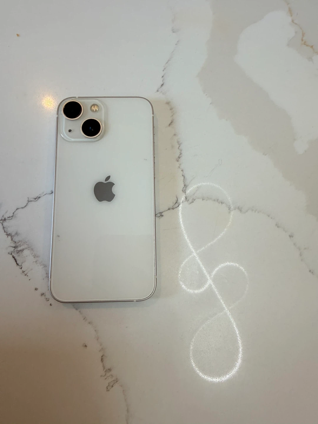 Apple iPhone 13 Starlight - photo 2
