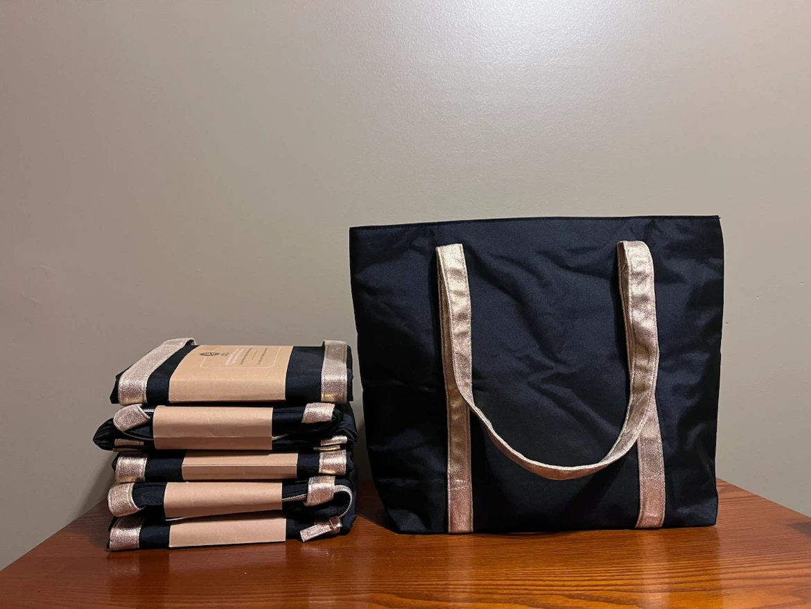 BLACK WITH GOLD TONE CANVAS ZIPPERED BAG (6 bags)