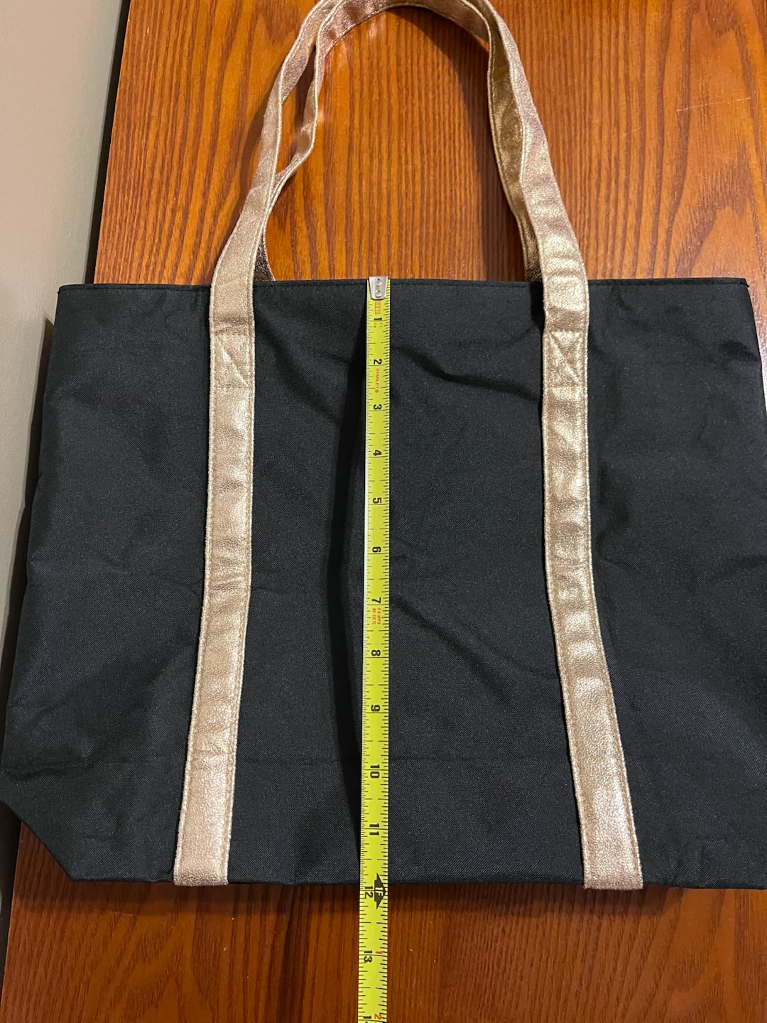 BLACK WITH GOLD TONE CANVAS ZIPPERED BAG (6 bags) - photo 3