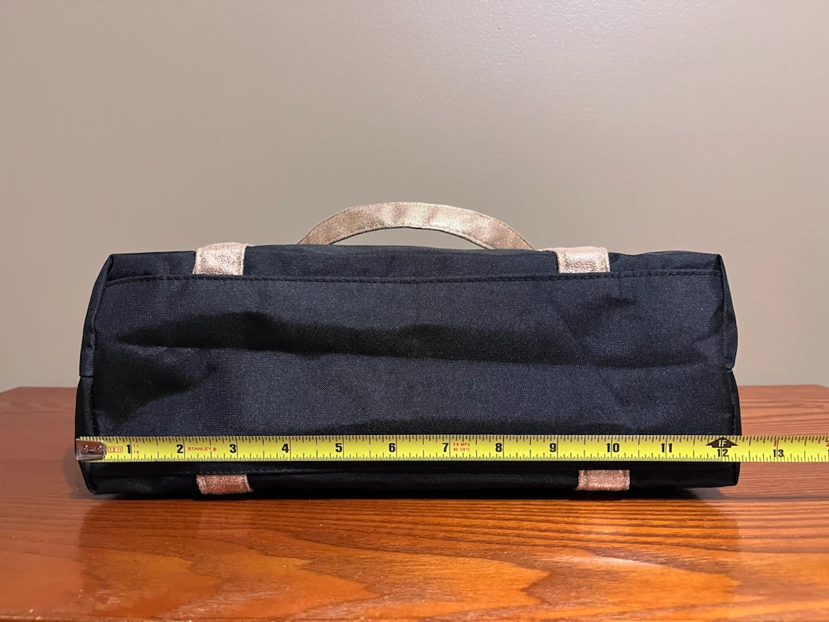 BLACK WITH GOLD TONE CANVAS ZIPPERED BAG (6 bags) - photo 4