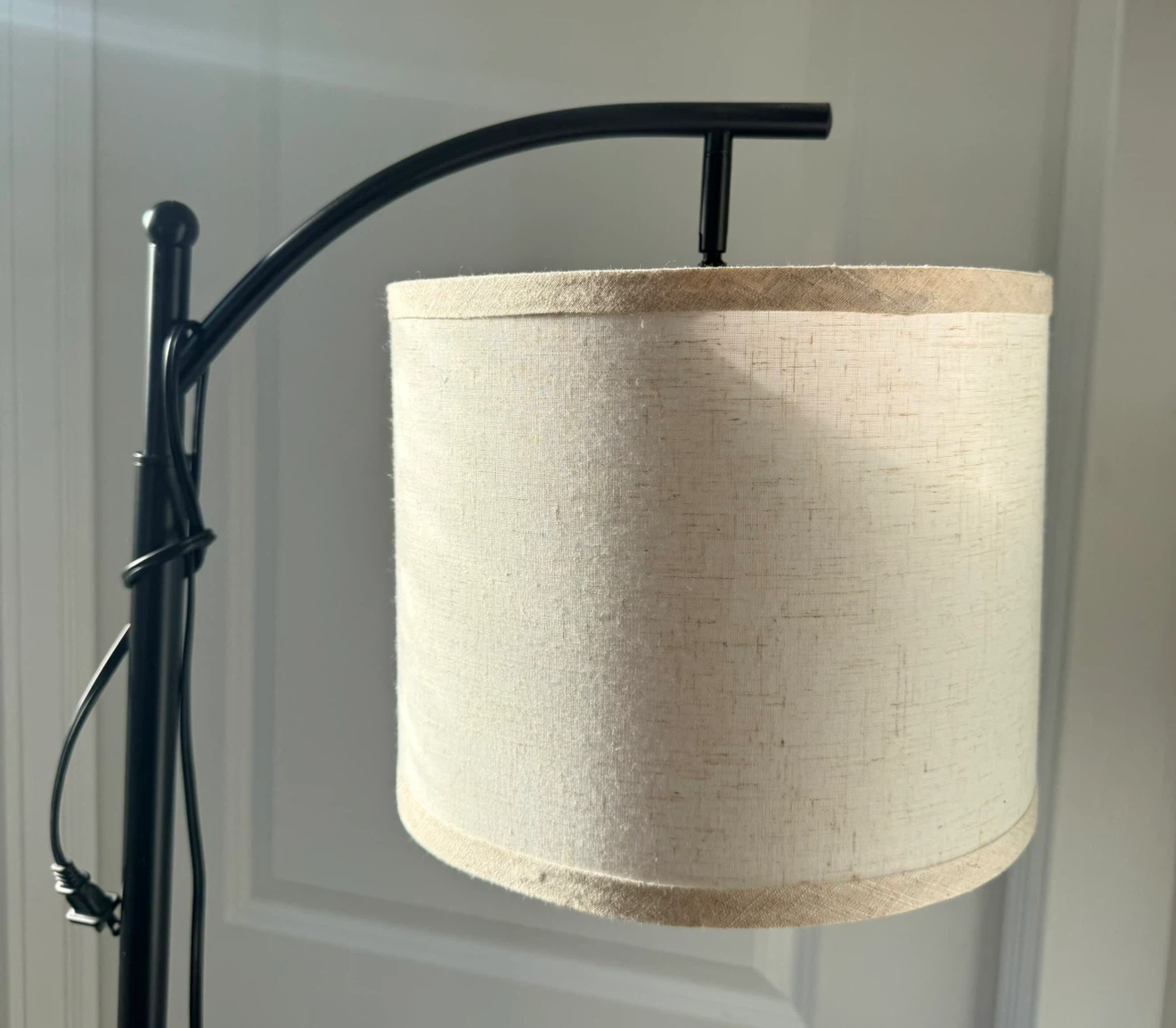 Black Arc Floor Lamp