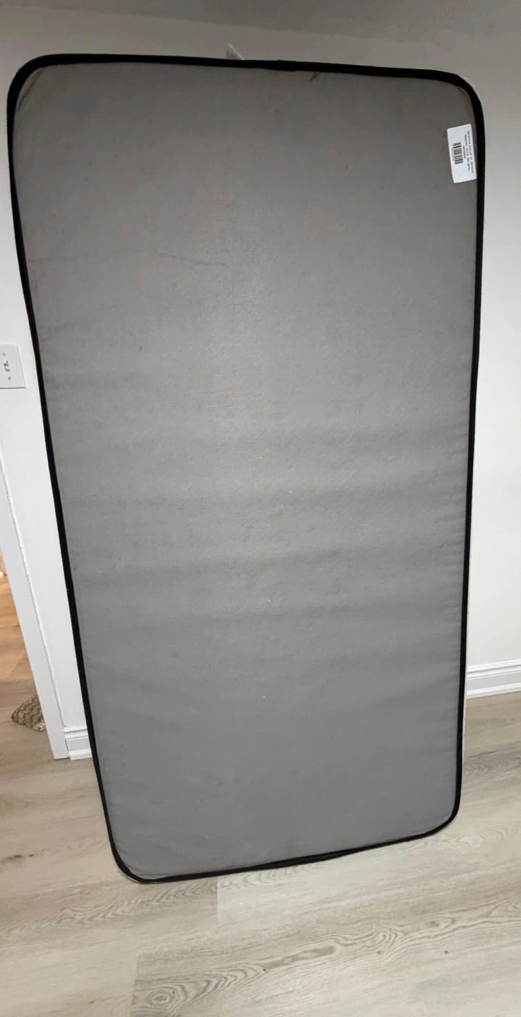 Two Sealy Twin Mattress Foundations - photo 5