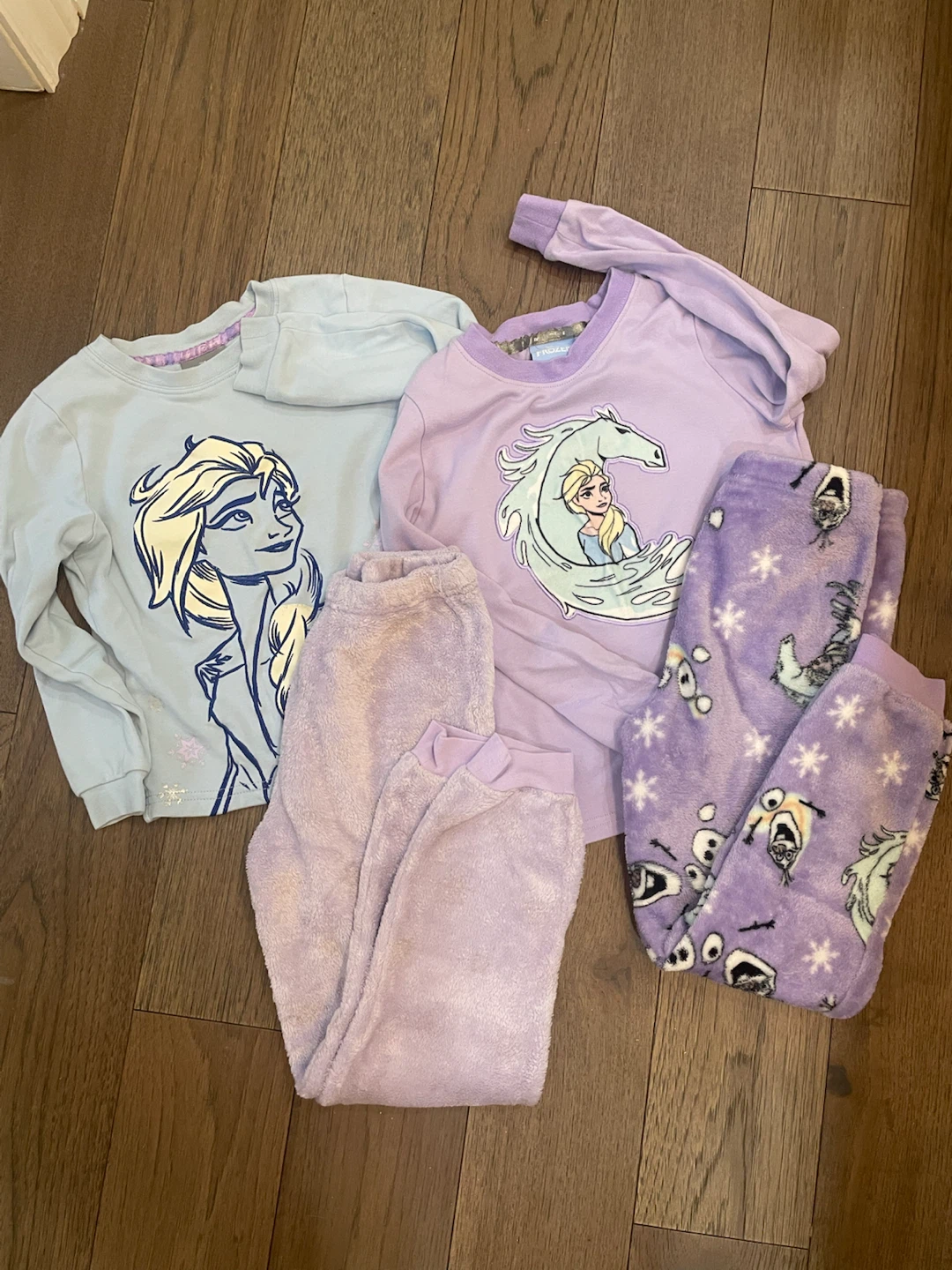 Disney Frozen PJs 4-pieces size small 6