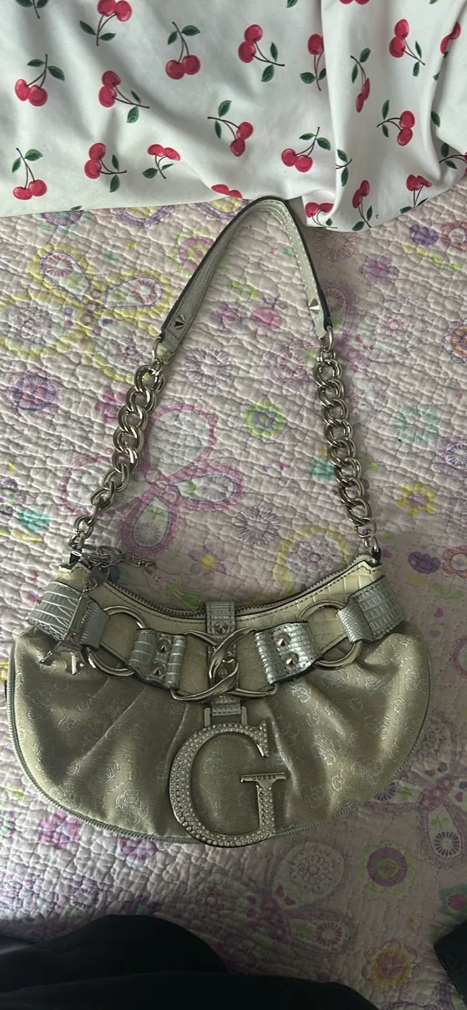 Guess Shoulder Bag