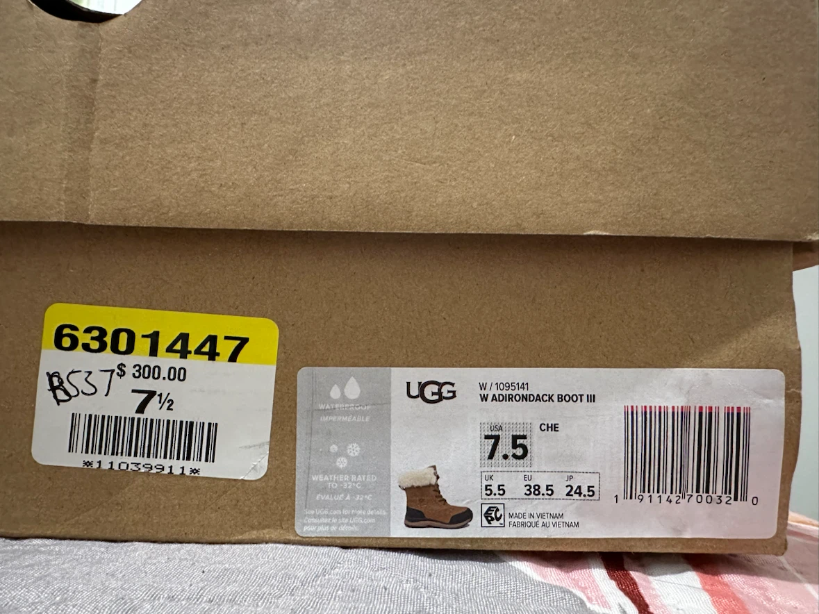UGG Adirondack Boot III Size 7.5 (USED) - photo 3