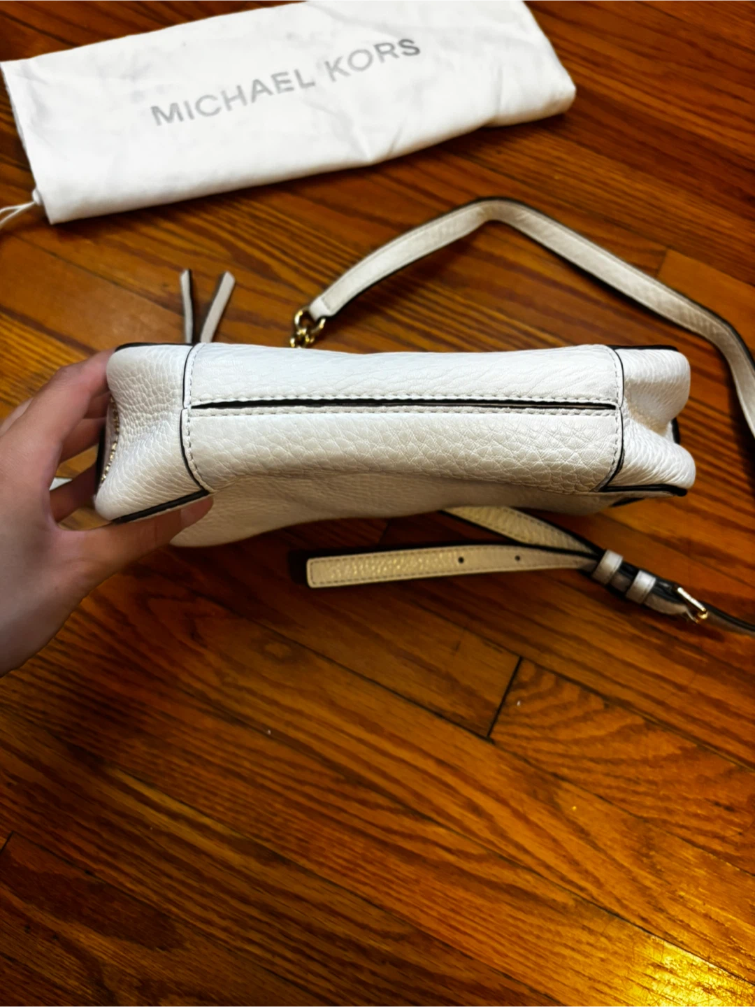 Michael Kors Crossbody Bag - pebbled leather - photo 5