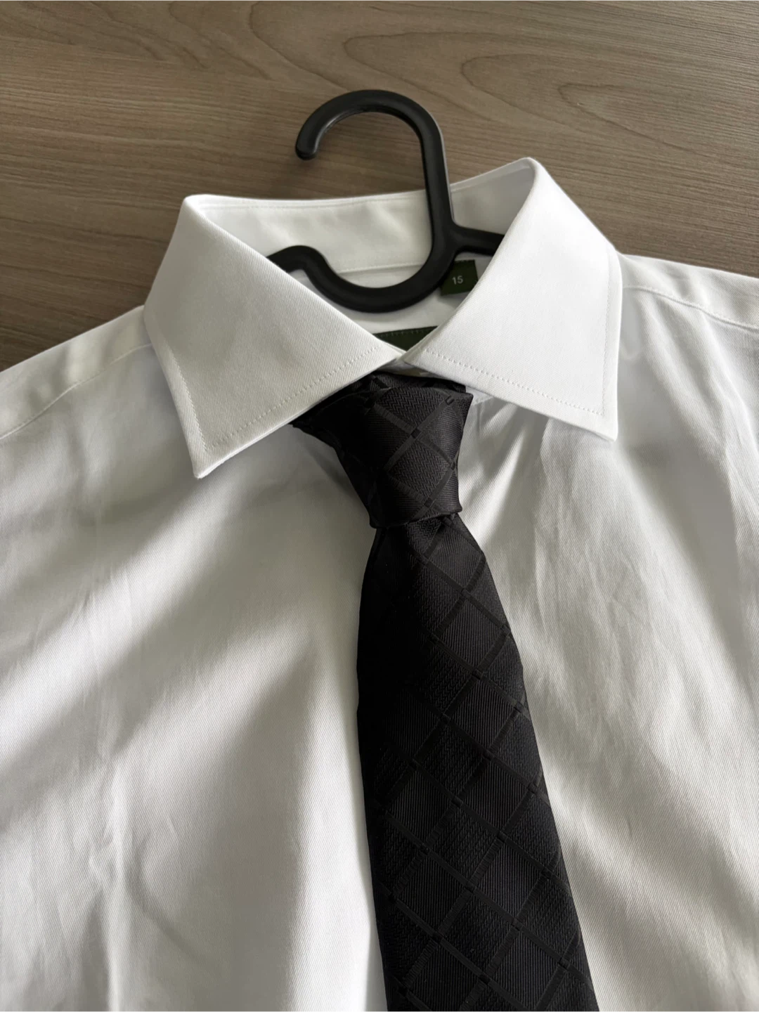 Enlision Black Patterned Tie and Pocket Square Set