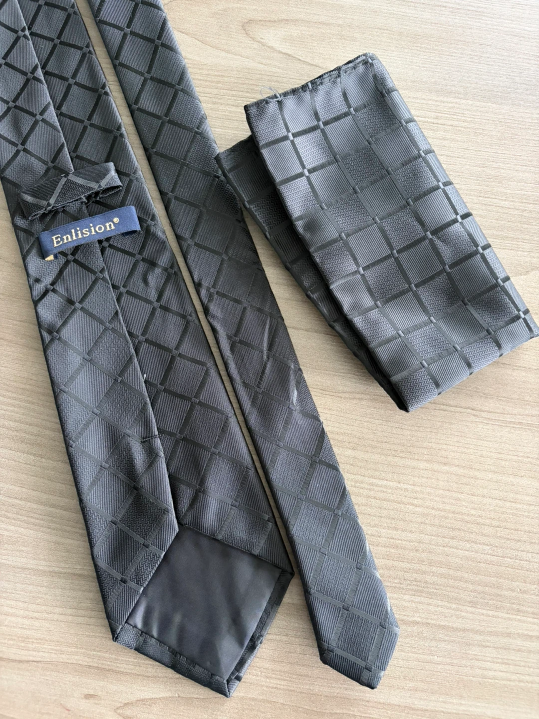 Enlision Black Patterned Tie and Pocket Square Set - photo 3
