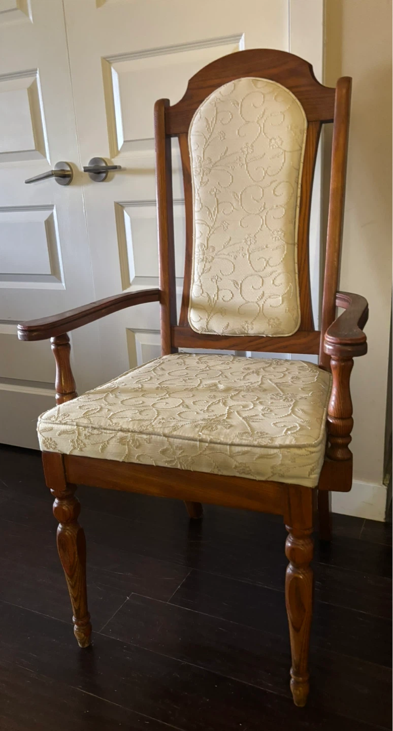 Pair vintage captain Oak Armchair with Cream Floral Upholstery - photo 2