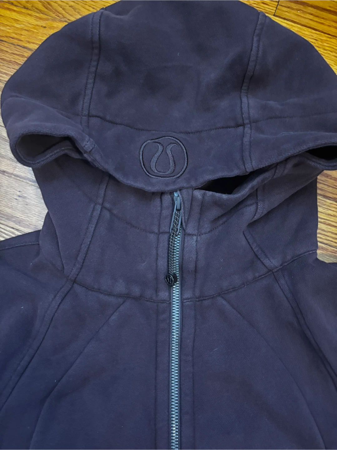 Lululemon Scuba Hoodie - Size 6 - photo 2