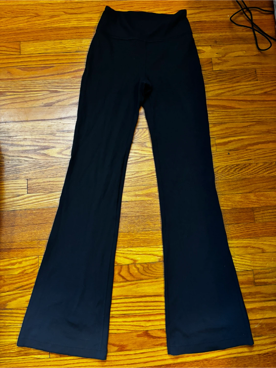 Lululemon Flare Leggings - Size 4 - photo 2