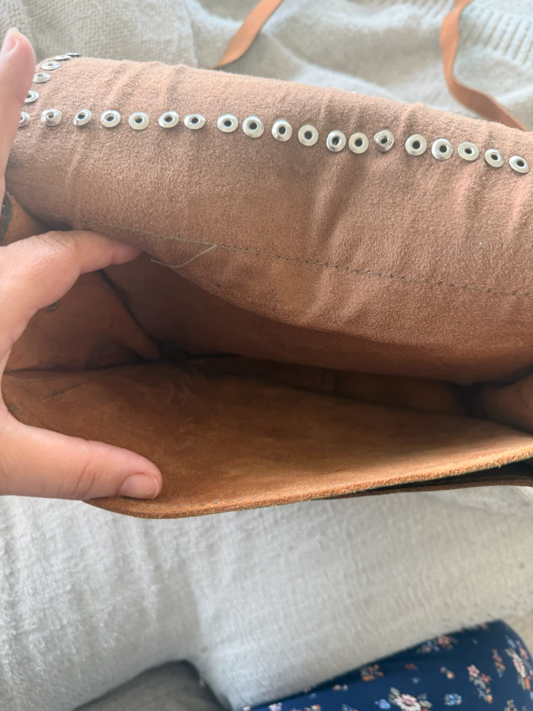 Moroccan Green leather crossbody bag with studded details - photo 5