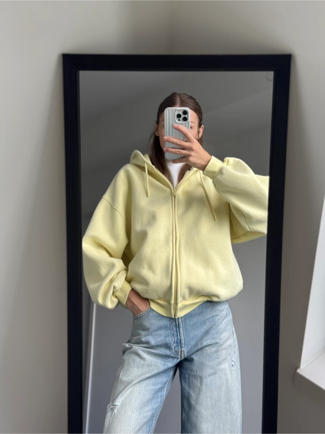 Aritzia Cozy Sweatfleece Mega Zip Hoodie