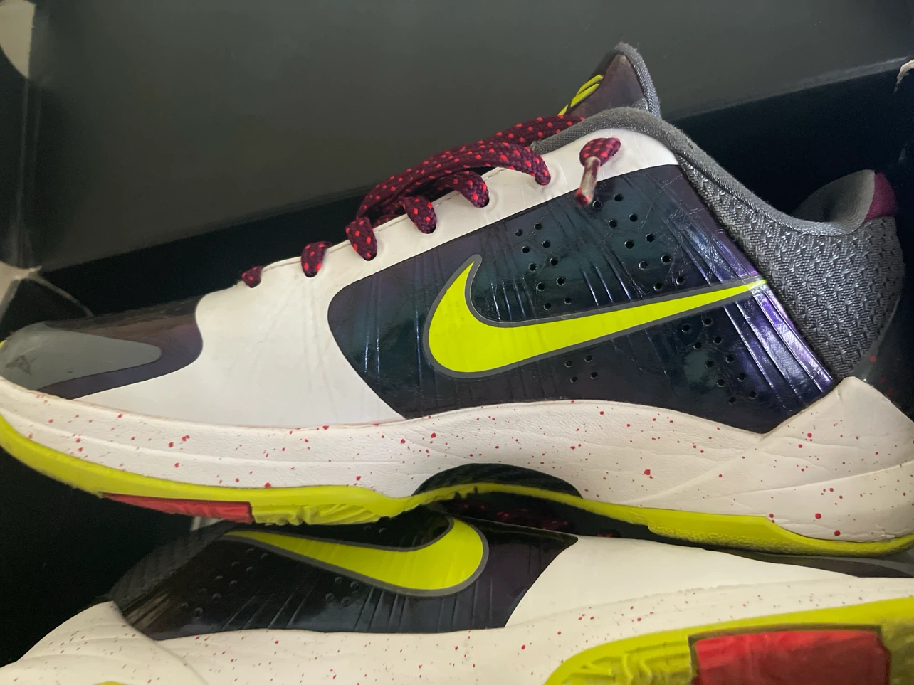 Nike Kobe V Protro Basketball Shoes - photo 2