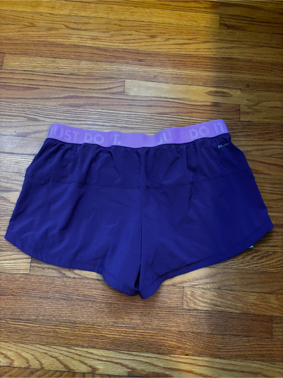 Nike Dri-FIT Womens Shorts - Size XL - photo 4