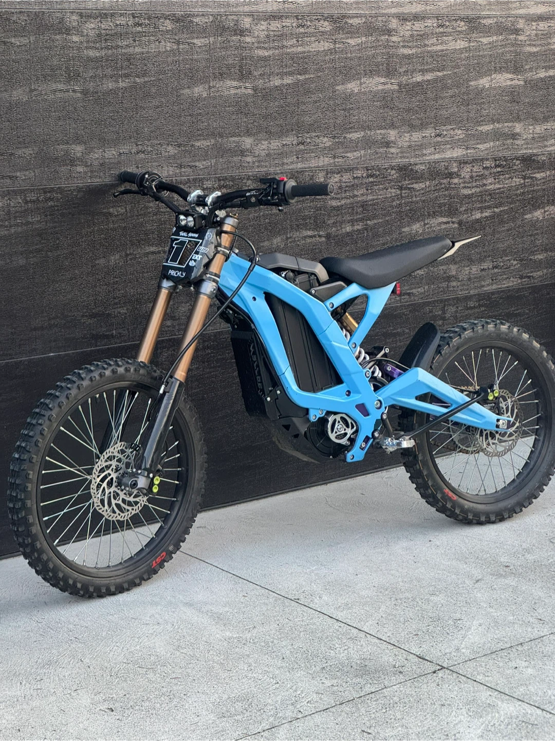 Sur-Ron Light Bee Electric Dirt Bike - photo 2