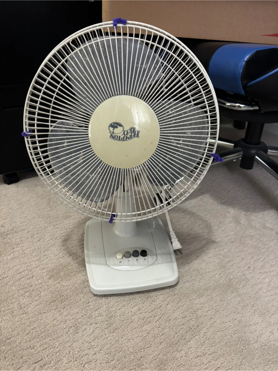 Hampton Bay White Table Fan
