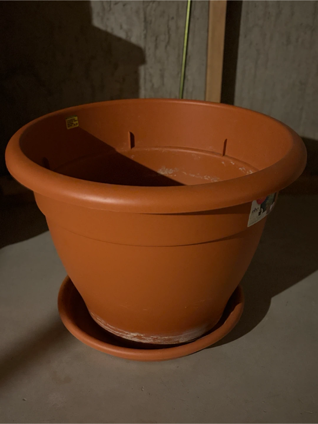 Plant pot