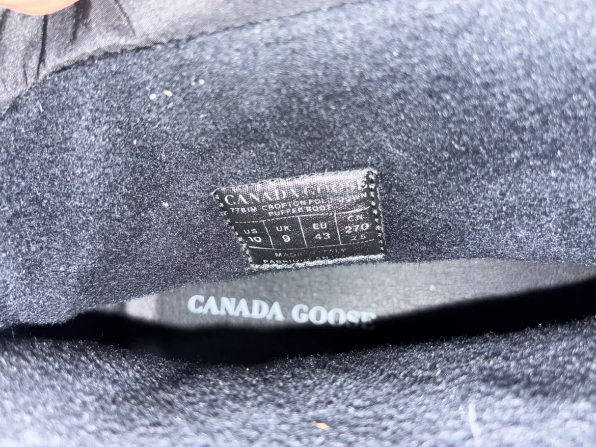 Canada Goose Men’s Crofton Fold-Down Puffer Boots Size US 10 - photo 4