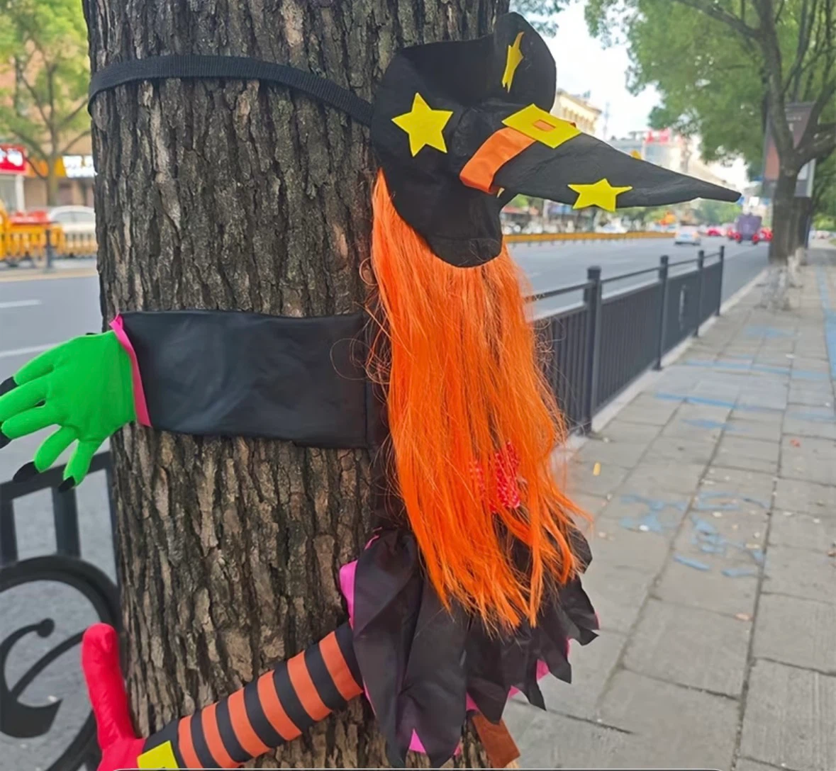 Halloween Witch Tree Decoration - photo 2