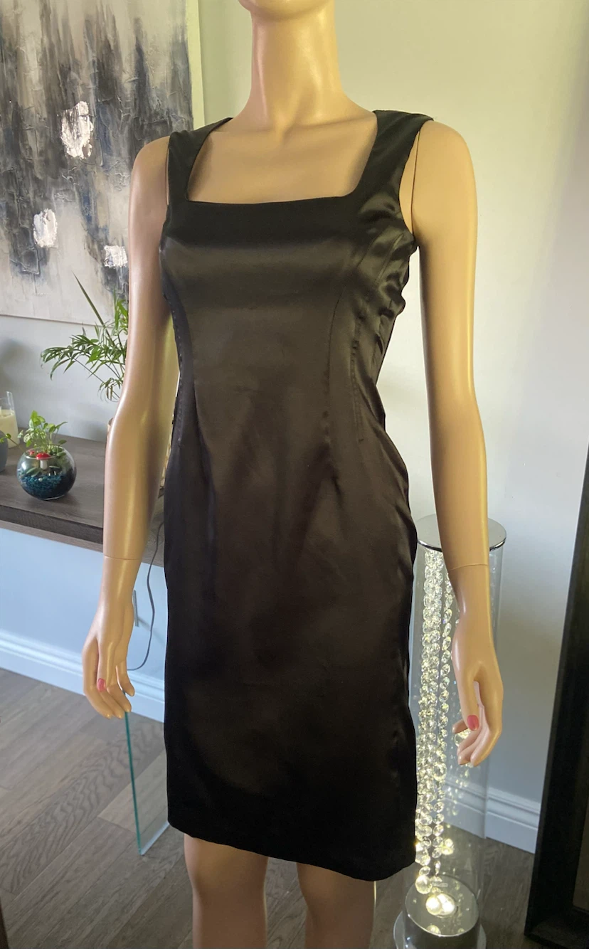 Black Satin Square Neck Sleeveless Dress S Le Chateau
