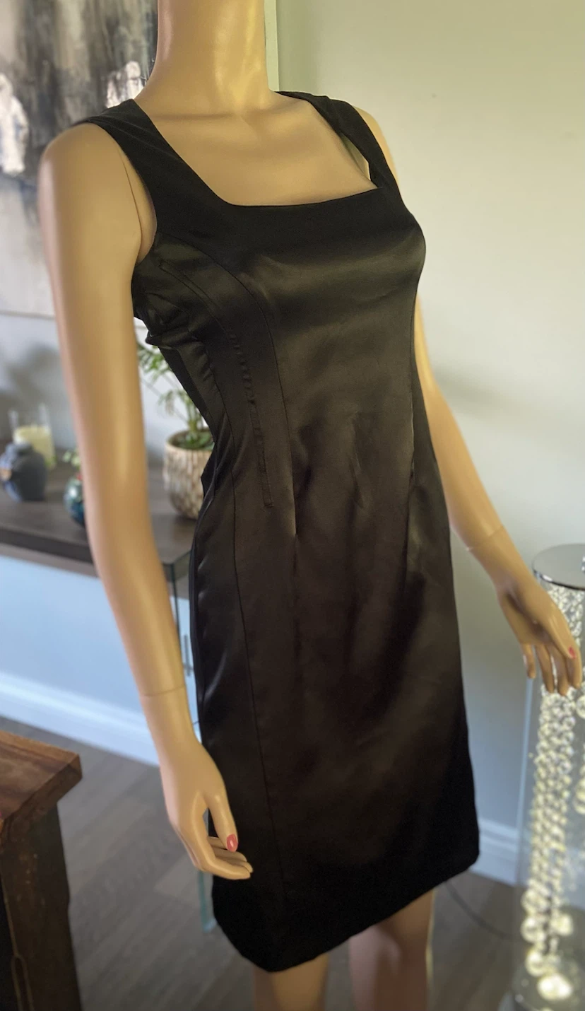 Black Satin Square Neck Sleeveless Dress S Le Chateau - photo 2